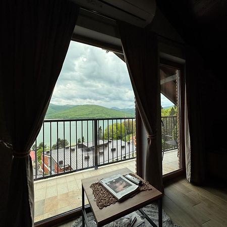 Villa Nur - Lake View Apartaments Mavrovi Anovi Екстер'єр фото